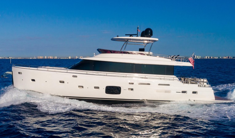 76 Azimut 