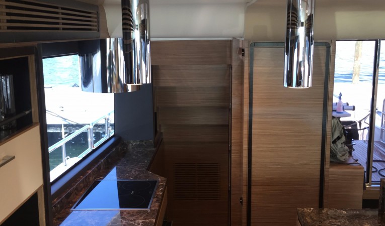 76 Azimut Galley