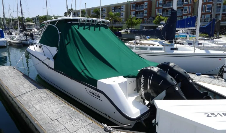 30 Boston Whaler 