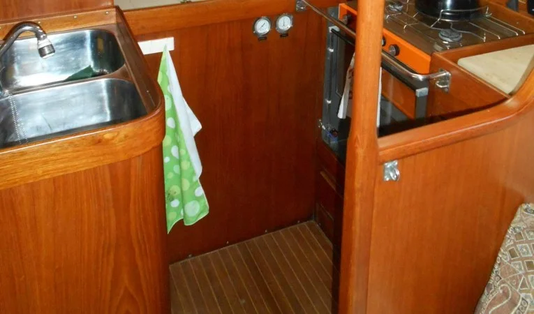 43 Nautor Swan Galley