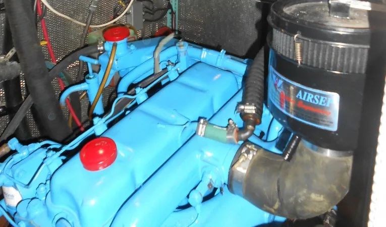 43 Nautor Swan Engine room