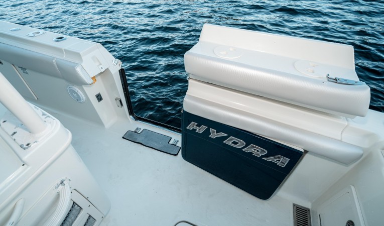 34 Hydra-Sports Dive Door