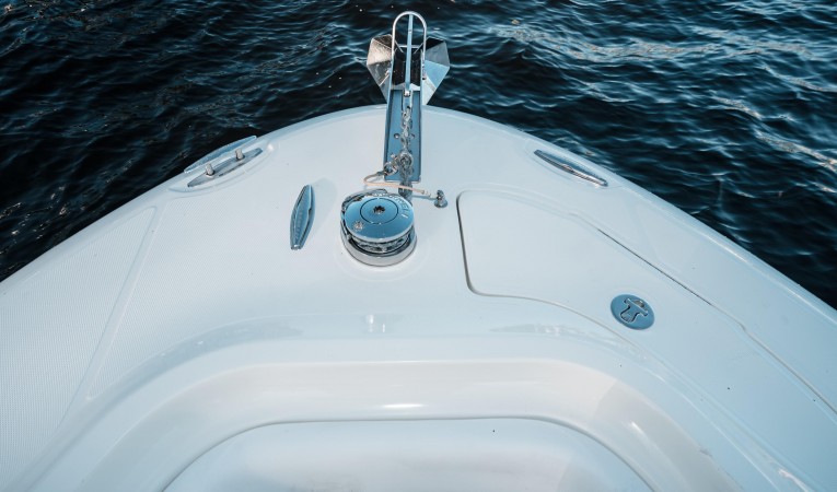 34 Hydra-Sports Windlass