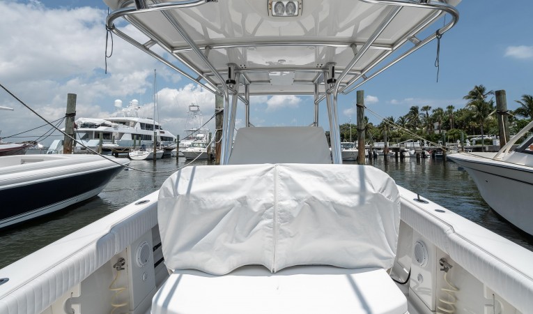 29 Jupiter Cockpit Looking Forward