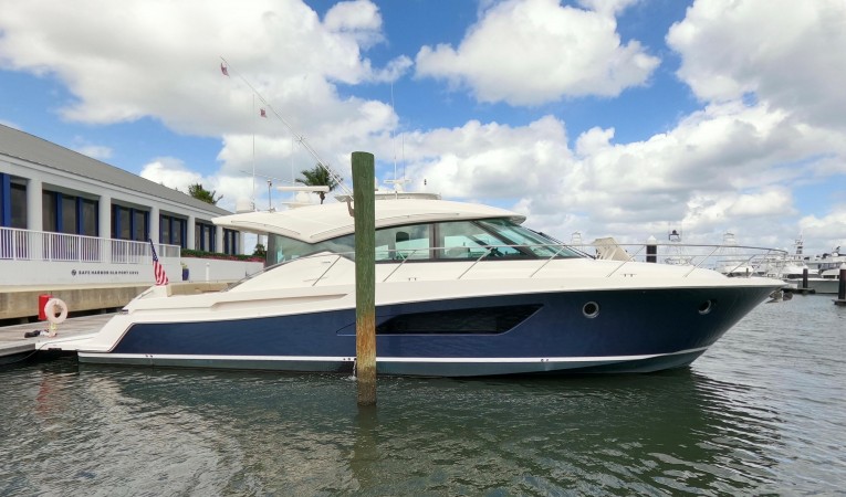 53 Tiara Yachts 