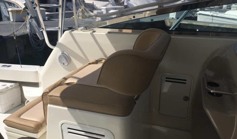 34 Sea Ray Port Side Custom Seat