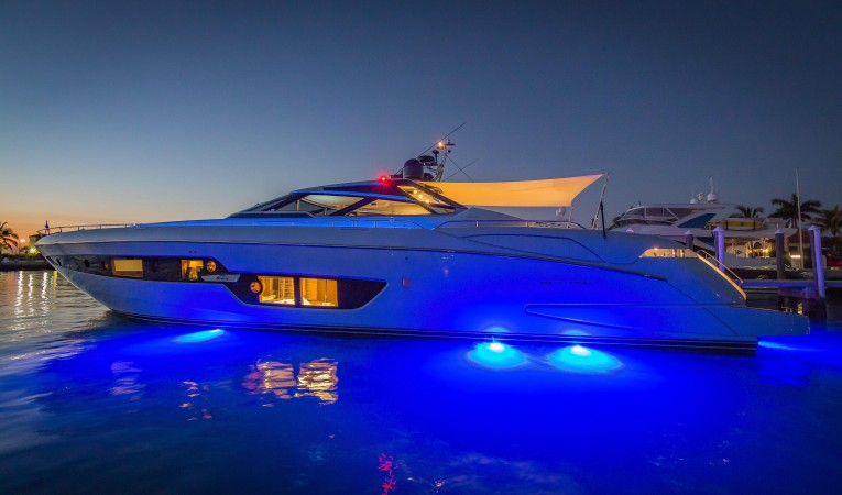 88 Riva Underwater Lights