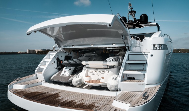 88 Riva Tender Garage