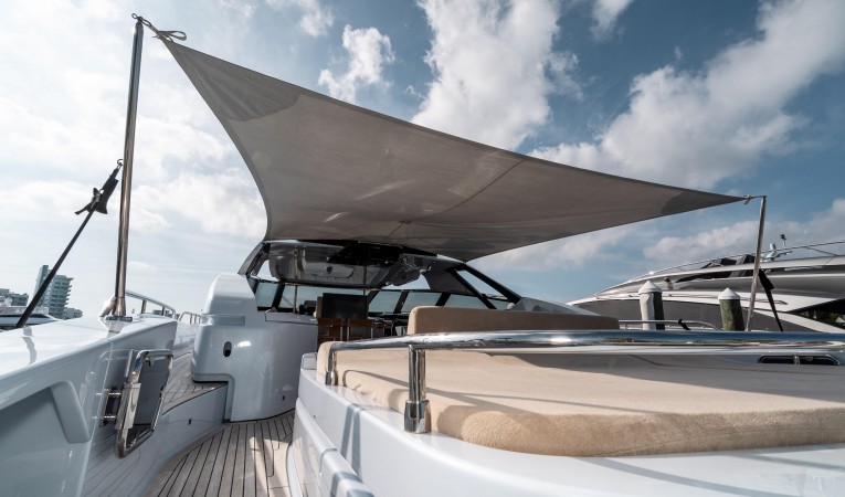 88 Riva Sun Shade