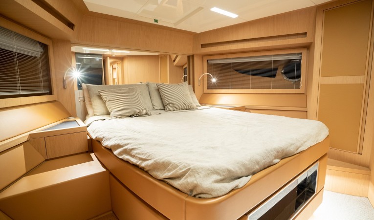 88 Riva VIP Stateroom Forward