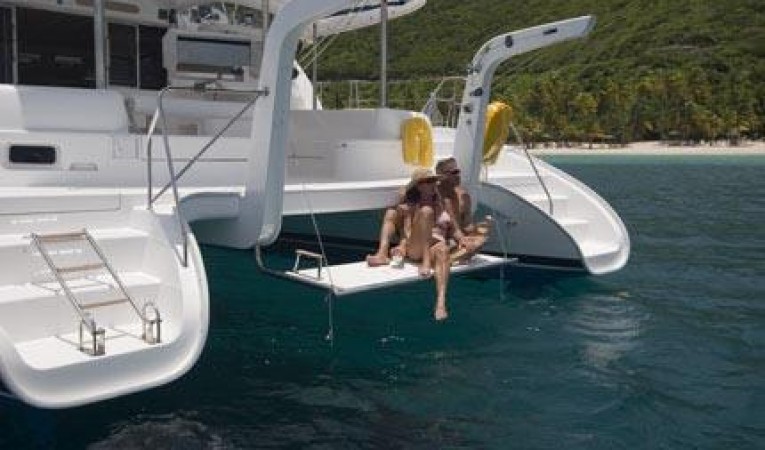 46 Robertson and Caine Manufacturer Provided Image