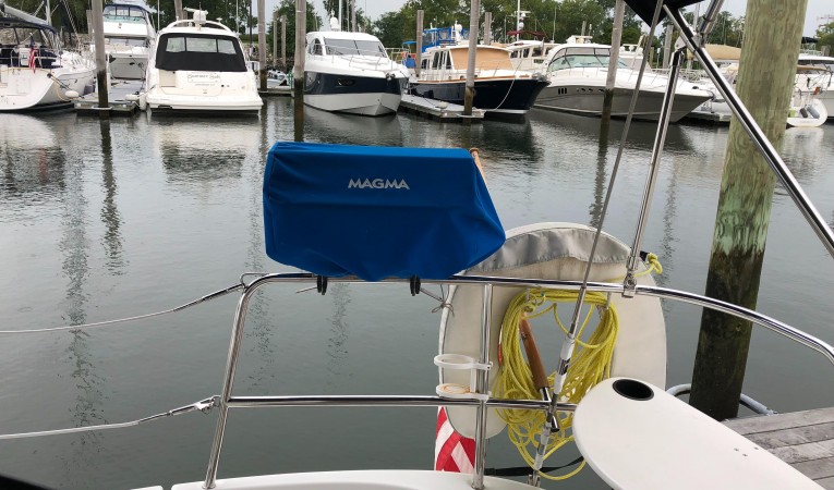 42 Beneteau America New S/S Grill