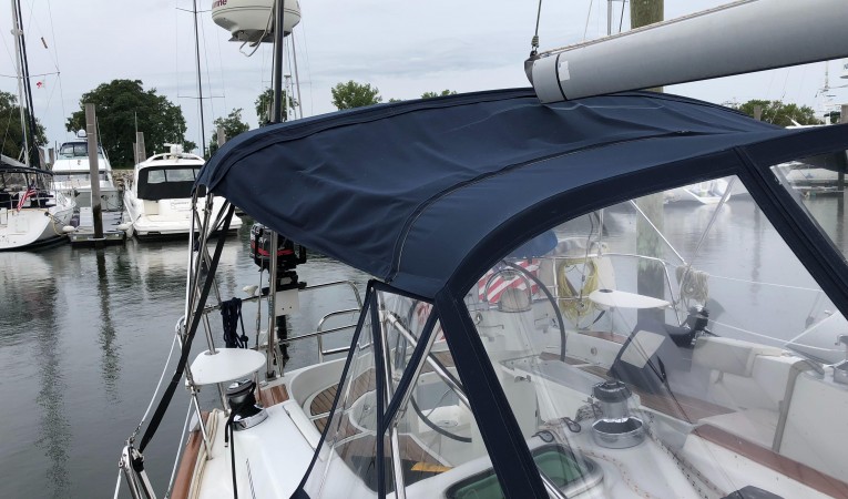 42 Beneteau America New dodger