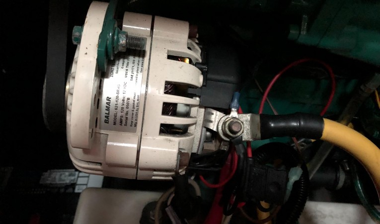 42 Beneteau America Belmar upgraded alternator 120AMP