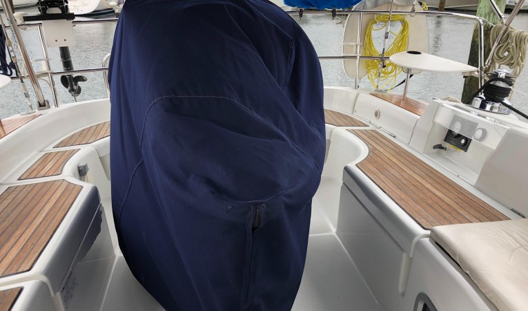 42 Beneteau America Wheel and table cover