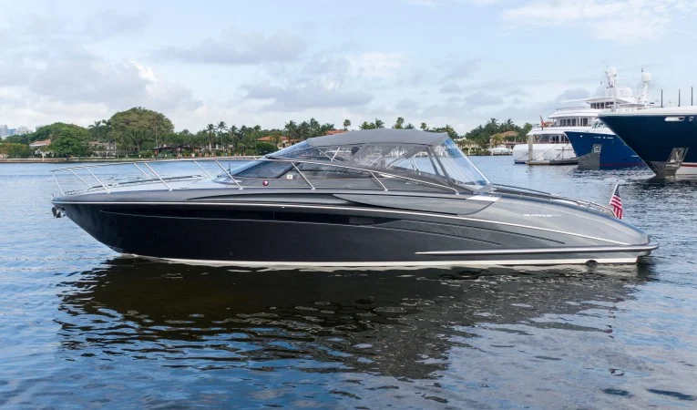 44 Riva 