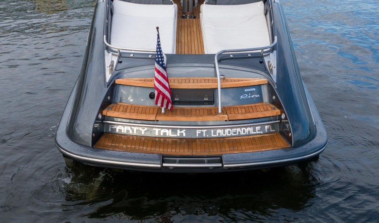 44 Riva 