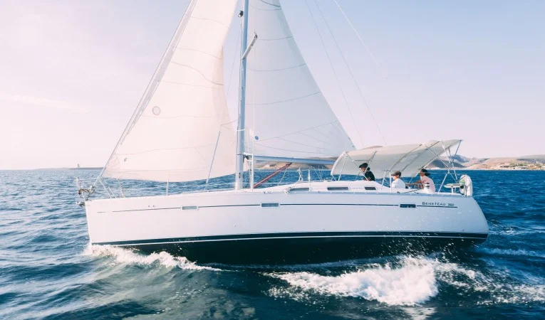 39 Beneteau 