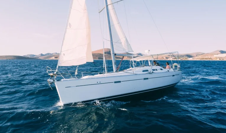 39 Beneteau 