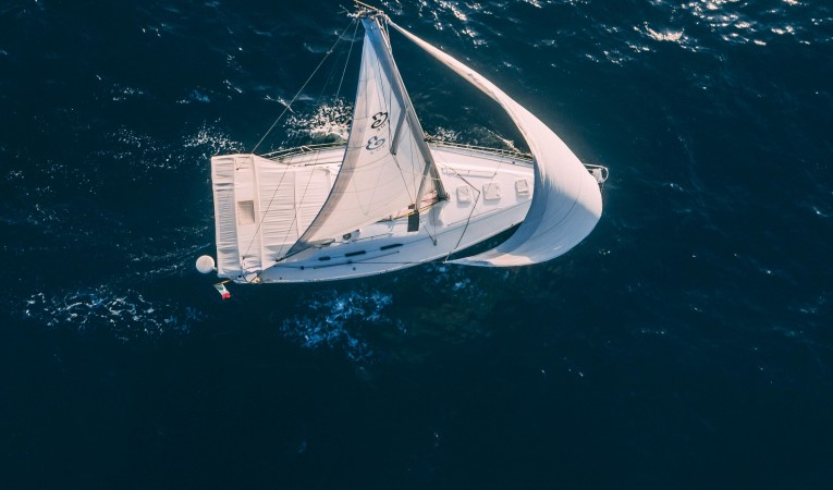 39 Beneteau 