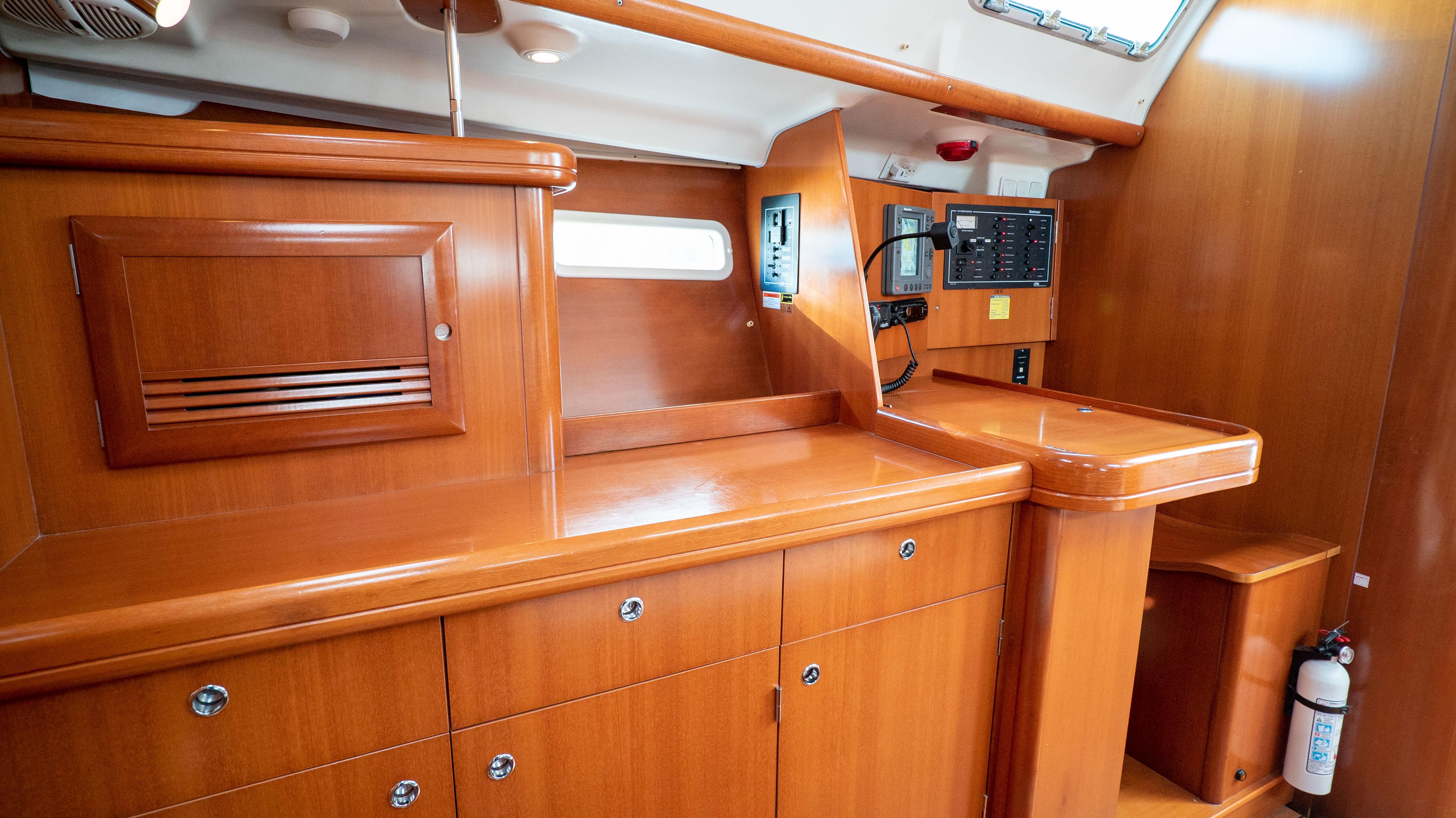 39 Beneteau 