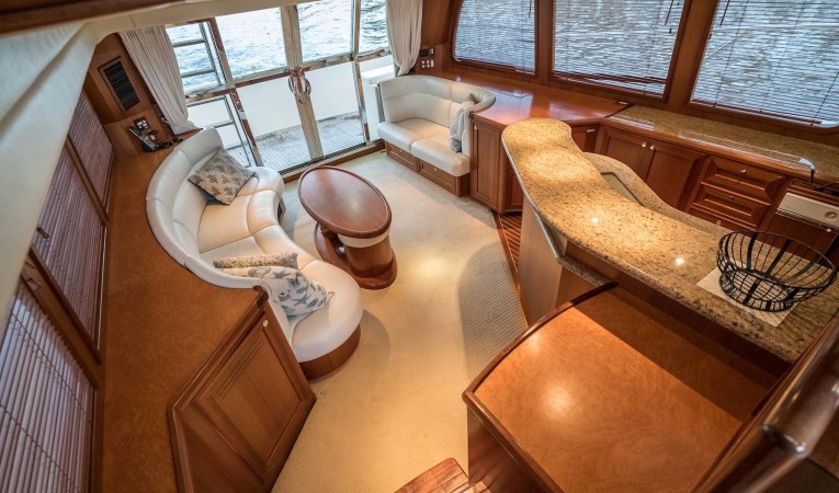 57 McKinna Salon Facing Aft