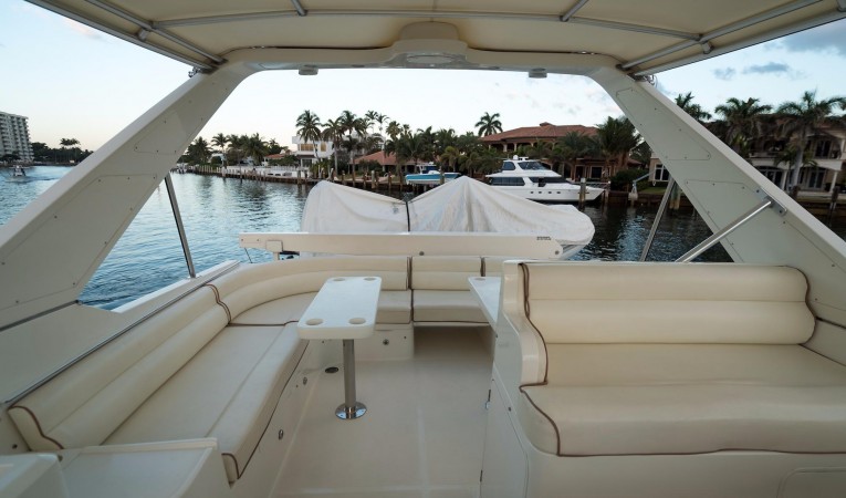 57 McKinna Flybridge facing Aft