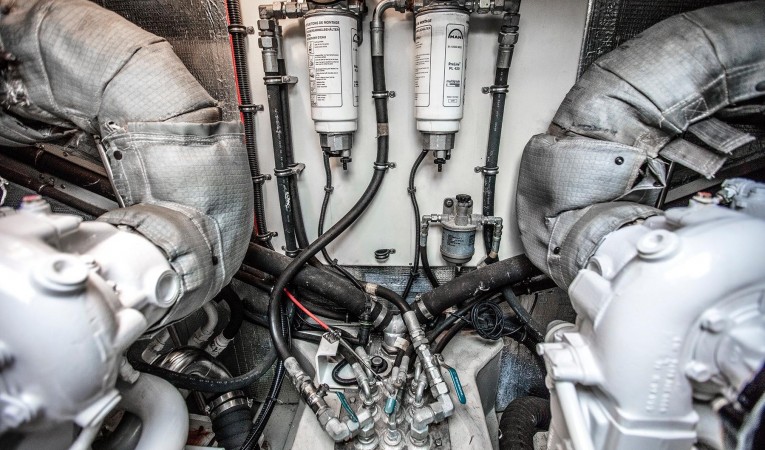 62 Sunseeker Engine Room