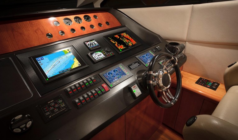 62 Sunseeker Helm