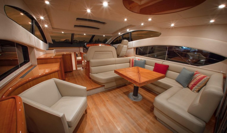62 Sunseeker Salon