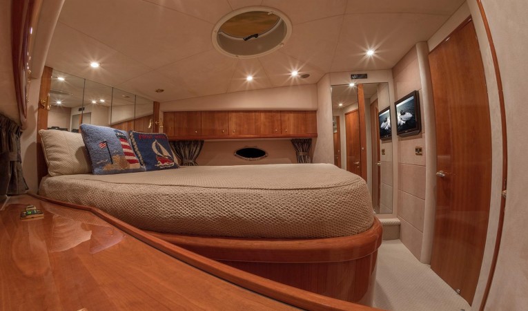 62 Sunseeker VIP Stateroom