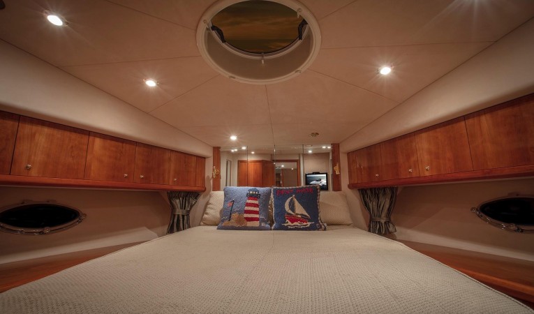 62 Sunseeker VIP Stateroom