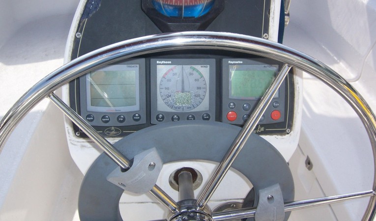 33 Dufour 