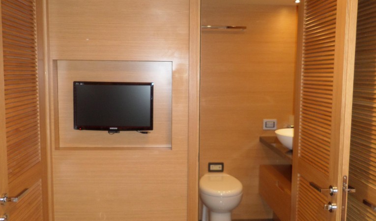 100 Azimut TV next to the Guest Head from the guest room.