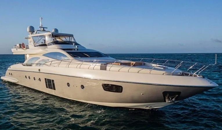 100 Azimut 