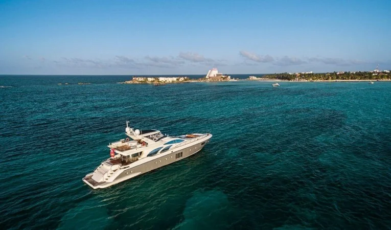 100 Azimut 