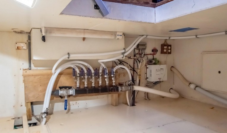 56 Hartman-Palmer Under galley storage