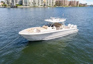 36' Pursuit 2020