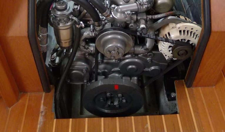 46 Outbound Easy full access to engine (4 sides)