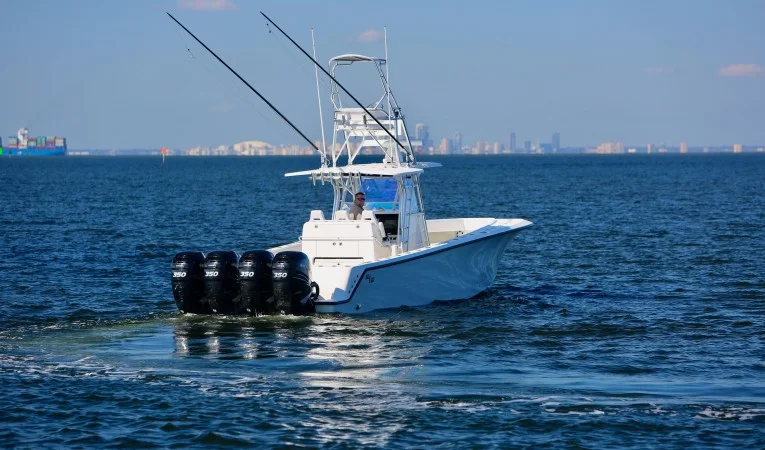 39 SeaVee 