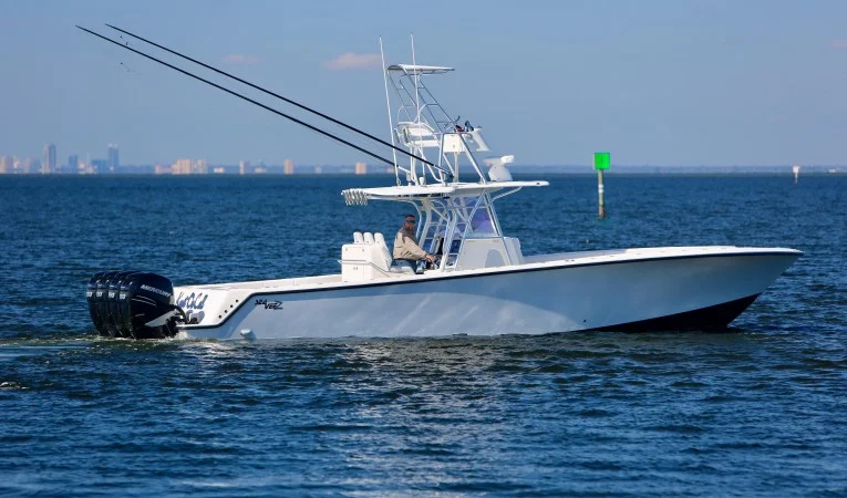 39 SeaVee 