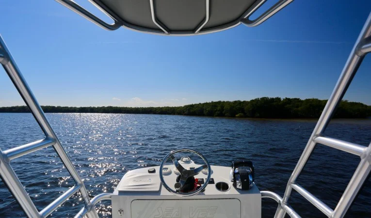 39 SeaVee 
