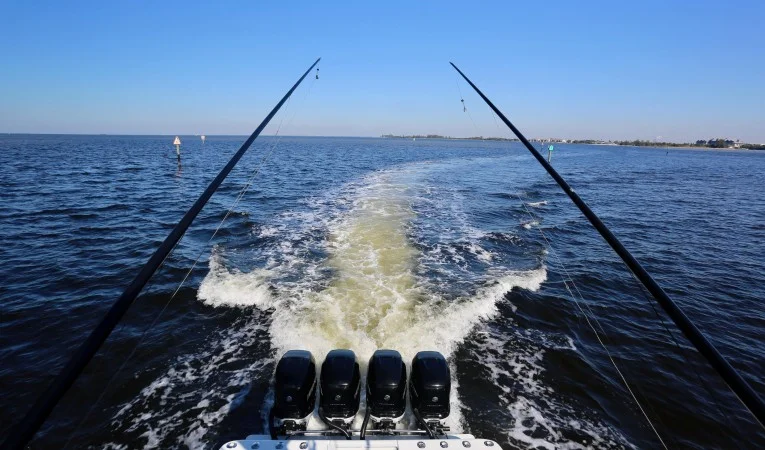 39 SeaVee 