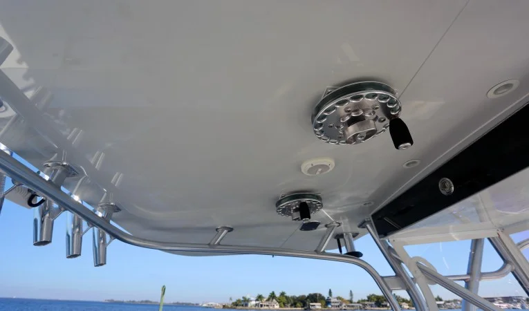 39 SeaVee 