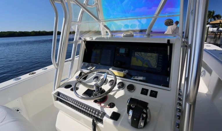 39 SeaVee 