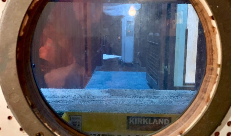 49 Kha Shing Engine Room Inspection Port