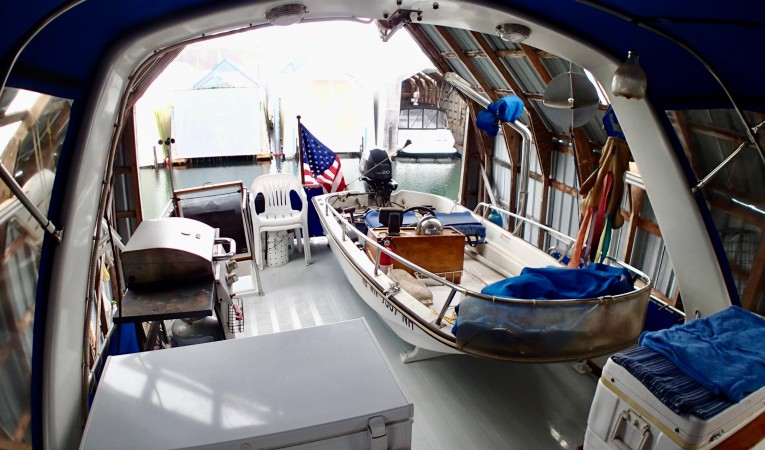 49 Kha Shing Boat Deck