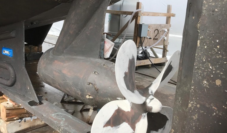 63 Cape Horn Running Gear