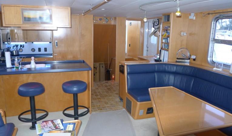 63 Cape Horn Salon