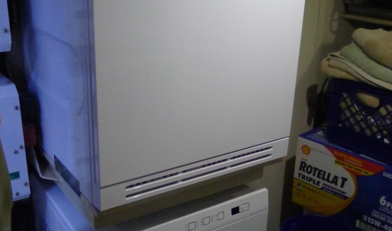 63 Cape Horn Washer/Dryer